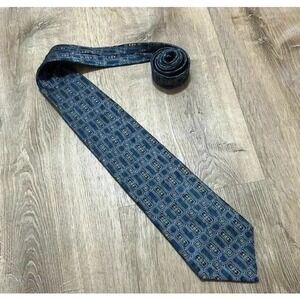 ROUNDTREE & YORKE | Vintage 100% Silk Blue 80s Geometric Pattern Handmade Tie